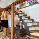 Studiowohnung Im Preisgekroenten Denkmal In *