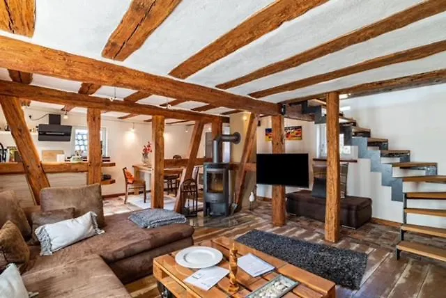 Studiowohnung Im Preisgekroenten Denkmal In *